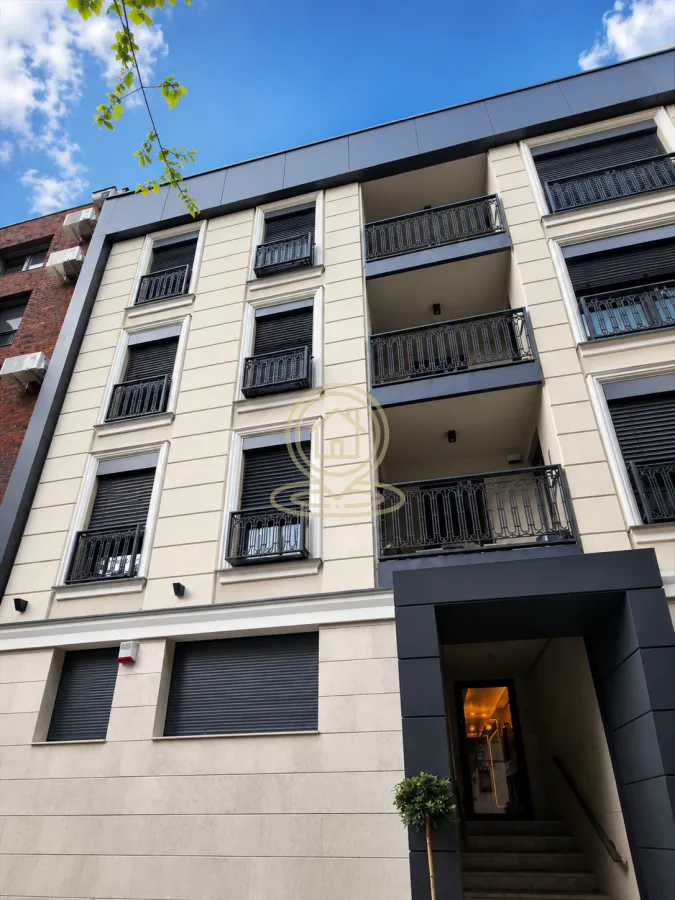 Izdavanje, dvosoban stan, 38m², Čubura, Beograd