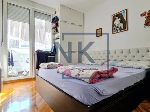 Rent, two bedroom apartment, 76m², Blok 6, Podgorica - image 7
