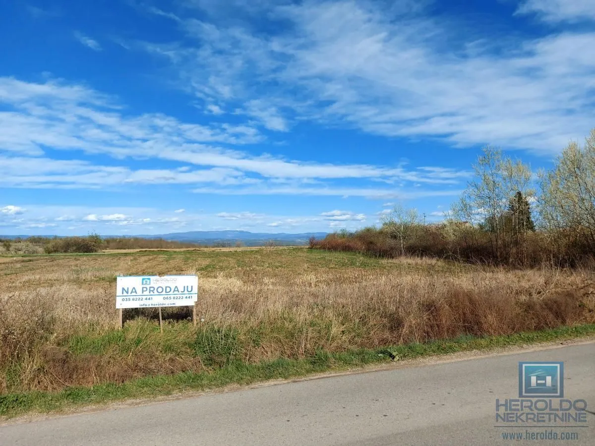 Prodaja, plac, 1500m², Lipar, Jagodina