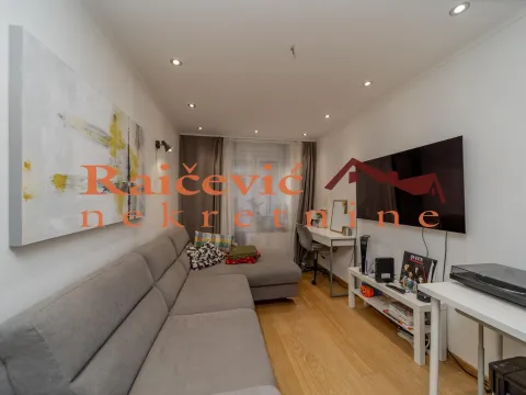 Prodaja, dvosoban stan, 44m², Centar, Stara Pazova - image 3