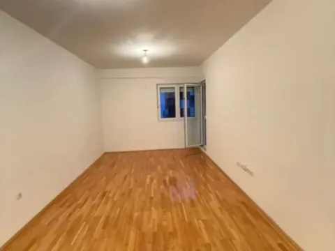 Izdavanje, jednosoban stan, 49m², Ljubović, Podgorica - image 8