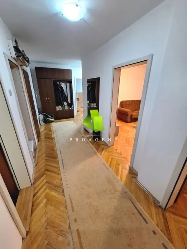 Rent, four bedroom apartment, 120m², Pantelej, Niš