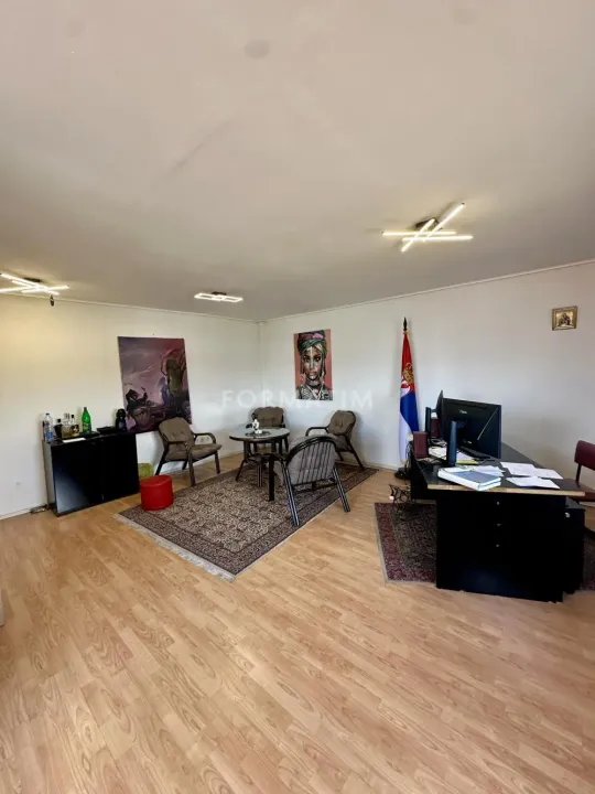 Rent, office space, 350m², Palilula Sve Podlokacije, Beograd
