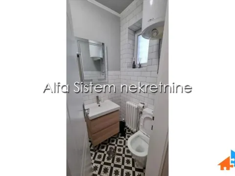 Rent, four bedroom apartment, 130m², Savski Venac, Beograd - image 14