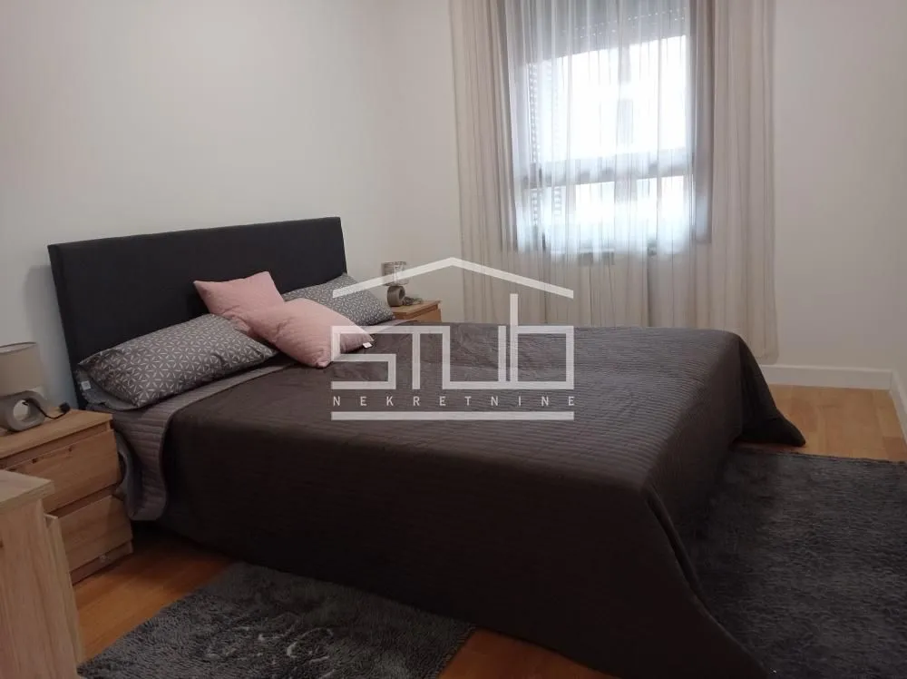 Izdavanje, dvosoban stan, 60m², Novi Beograd Blok 63, Novi Beograd Sve Podlokacije