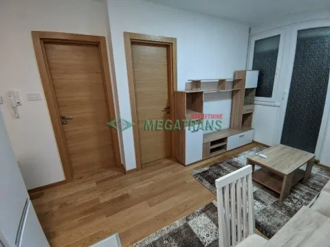 Izdavanje, jednosoban stan, 30m², Centar, Novi Sad - image 10