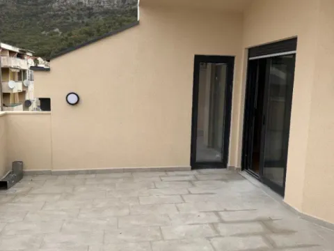 Sale, one bedroom apartment, 55m², Adok, Budva - image 11