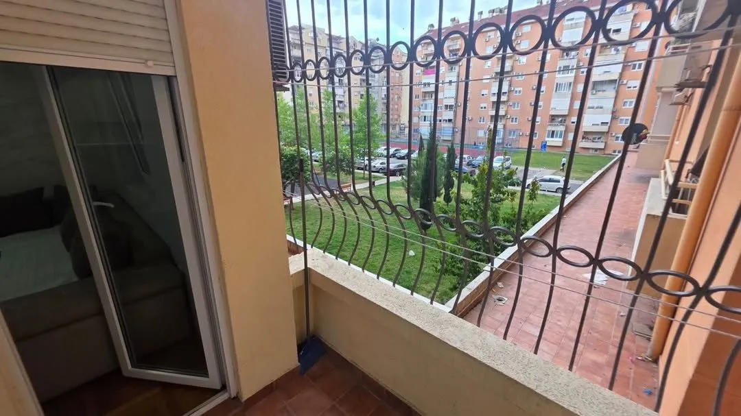 Izdavanje, jednosoban stan, 380m², Stari Aerodrom, Podgorica