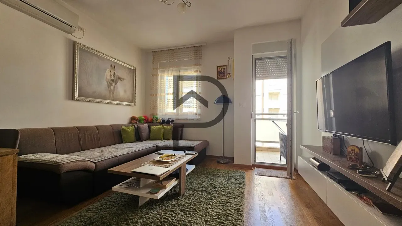 Rent, one bedroom apartment, 45m², City Kej, Podgorica