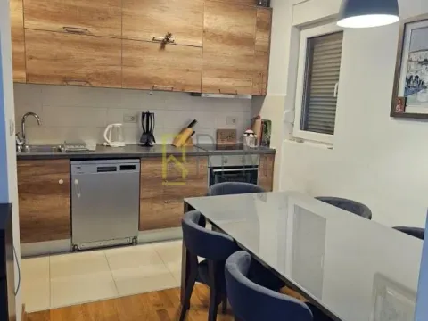 Sale, three bedroom apartment, 78m², Stari Aerodrom, Podgorica - image 3