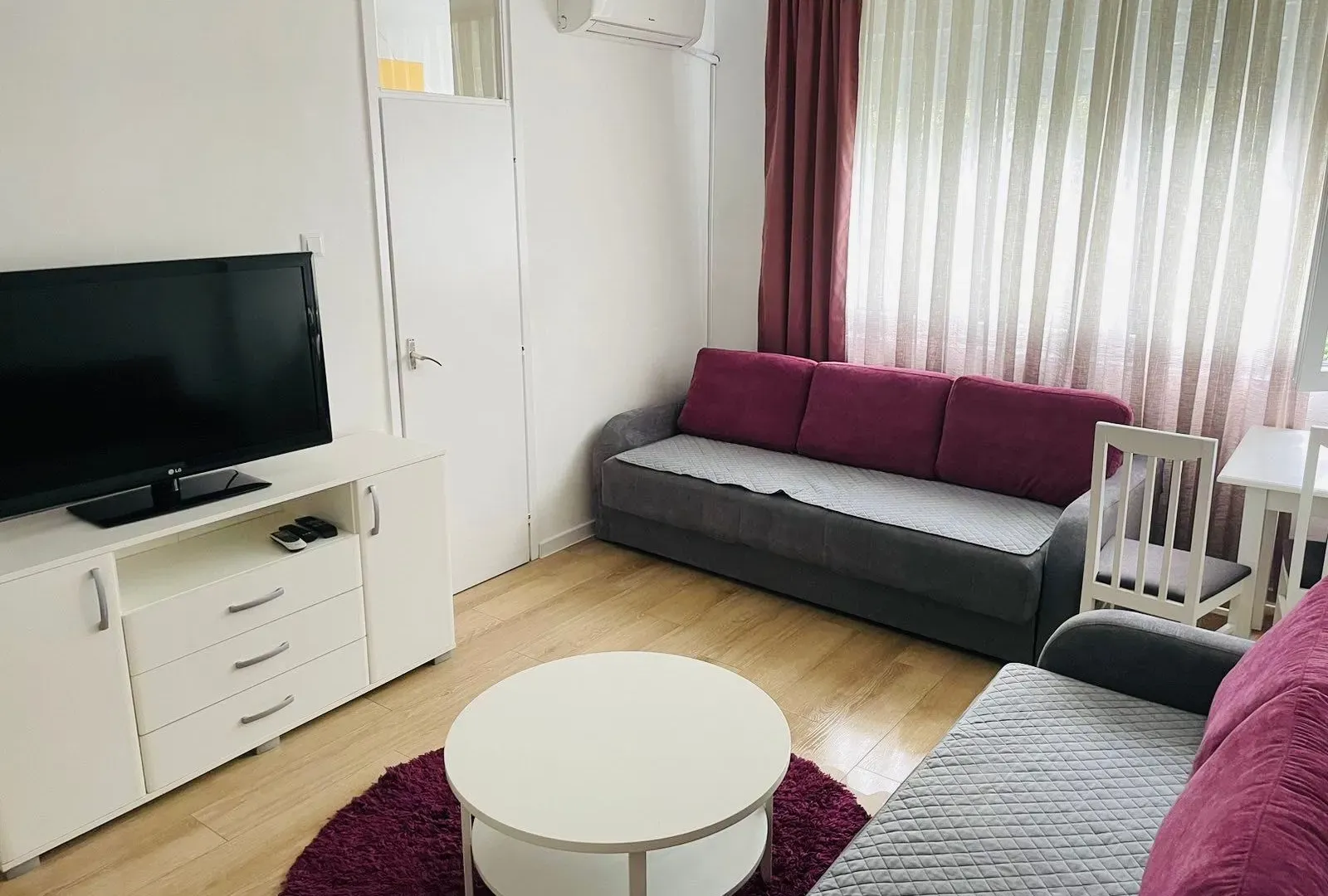 Izdavanje, garsonjera, 30m², Preko Morače, Podgorica