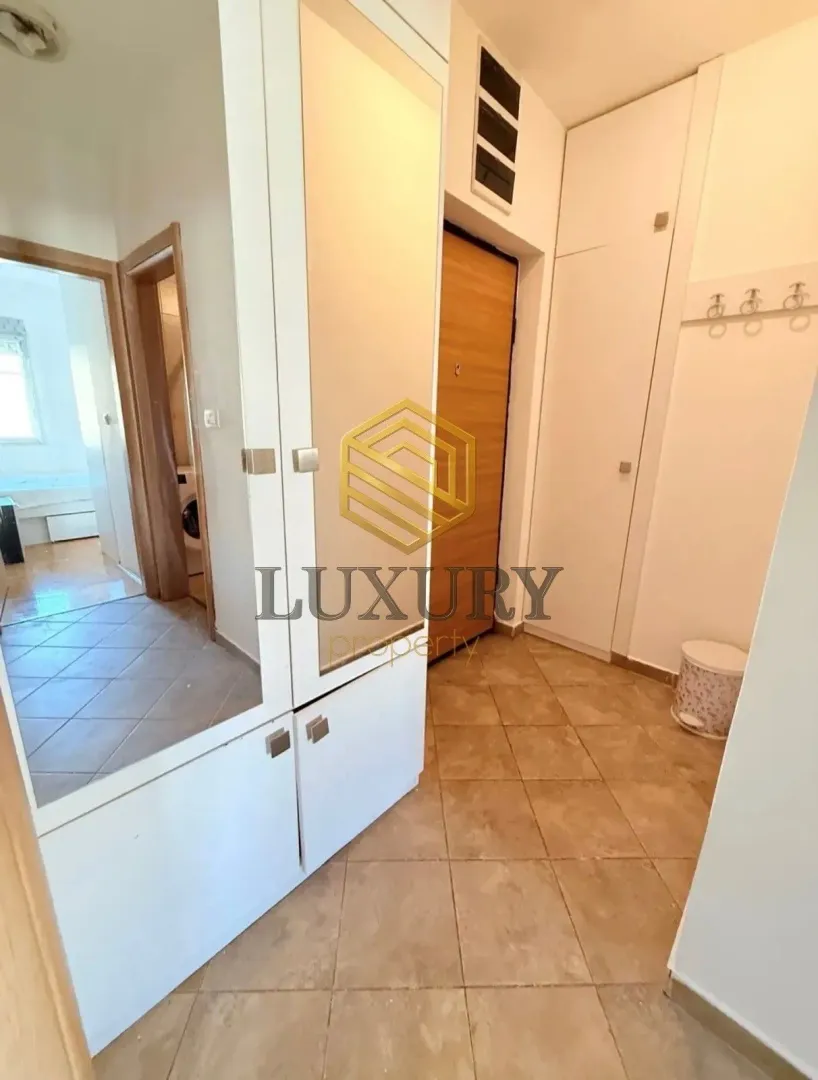 Rent, one bedroom apartment, 38m², Stari Aerodrom, Podgorica