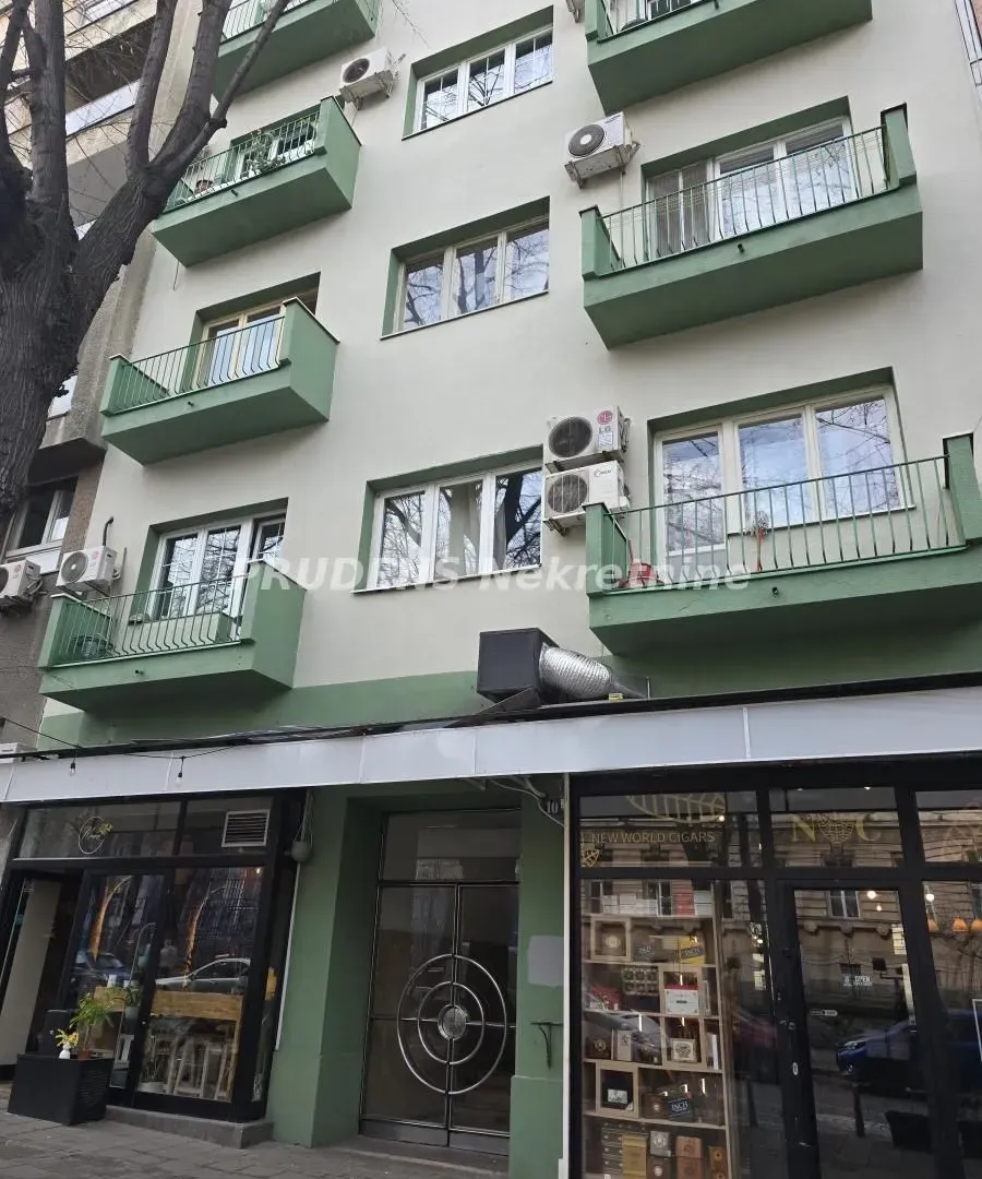 Izdavanje, jednosoban stan, 25m², Cvetni Trg, Vračar Sve Podlokacije