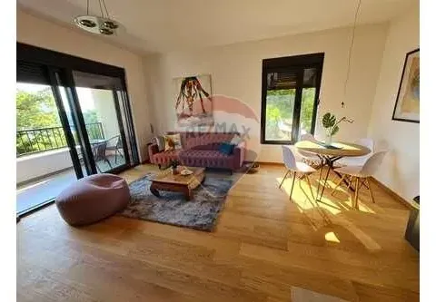 Sale, two bedroom apartment, 69m², Bečići, Budva - image 12