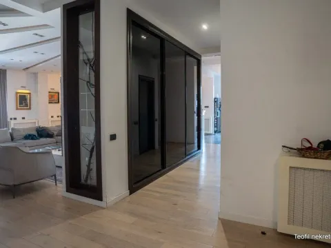 Prodaja, četvorosoban stan, 220m², Savski Venac, Beograd - image 10