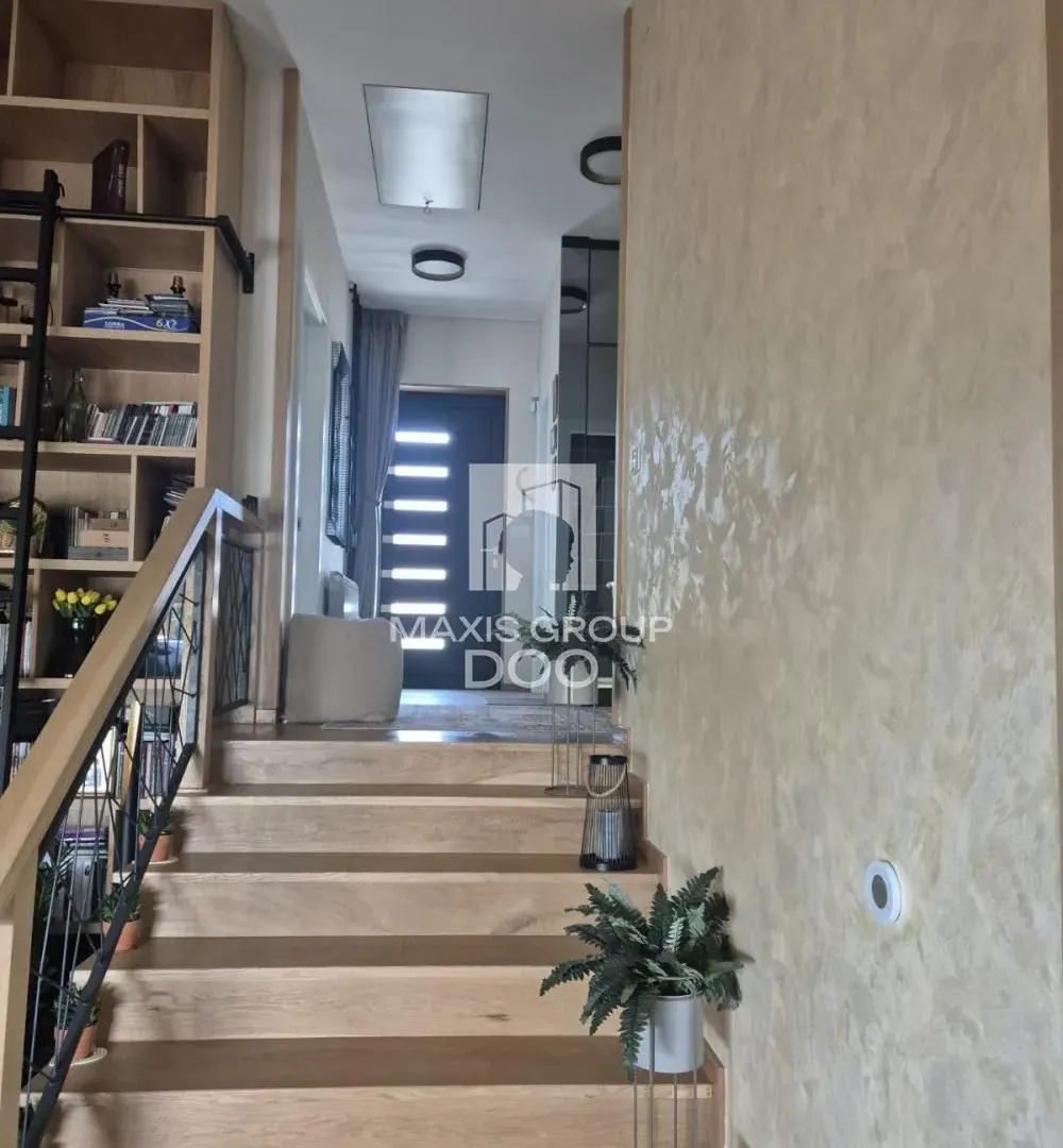 Sale, house, 173m², Mala Ivanča, Sopot