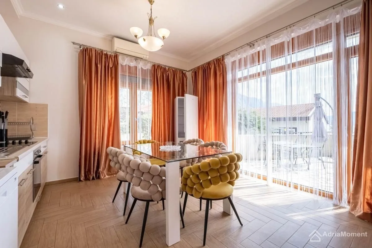 Sale, two bedroom apartment, 79m², Orahovac, Kotor