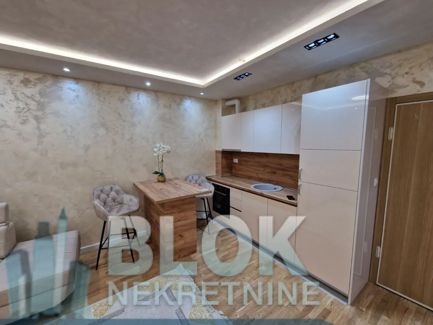 Rent, studio apartment, 30m², Stara Varoš, Podgorica