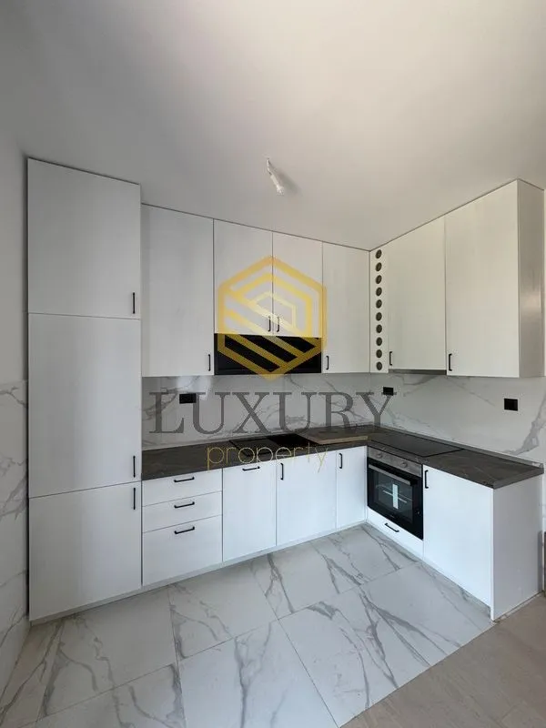 Rent, one bedroom apartment, 53m², Kod Capital Plaze, Podgorica