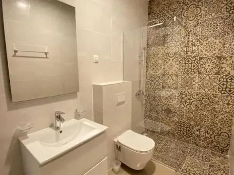 Izdavanje, dvosoban stan, 69m², Master Kvart, Podgorica - image 10