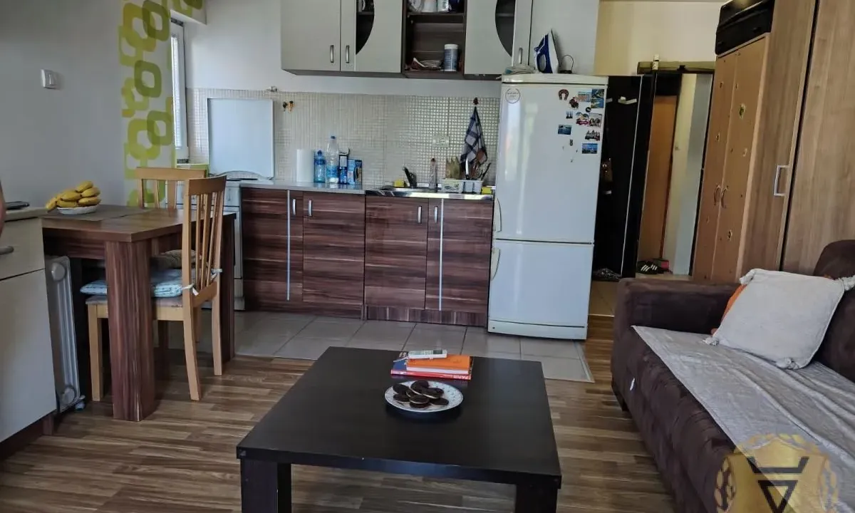Izdavanje, jednosoban stan, 24m², Zemun Sve Podlokacije, Beograd