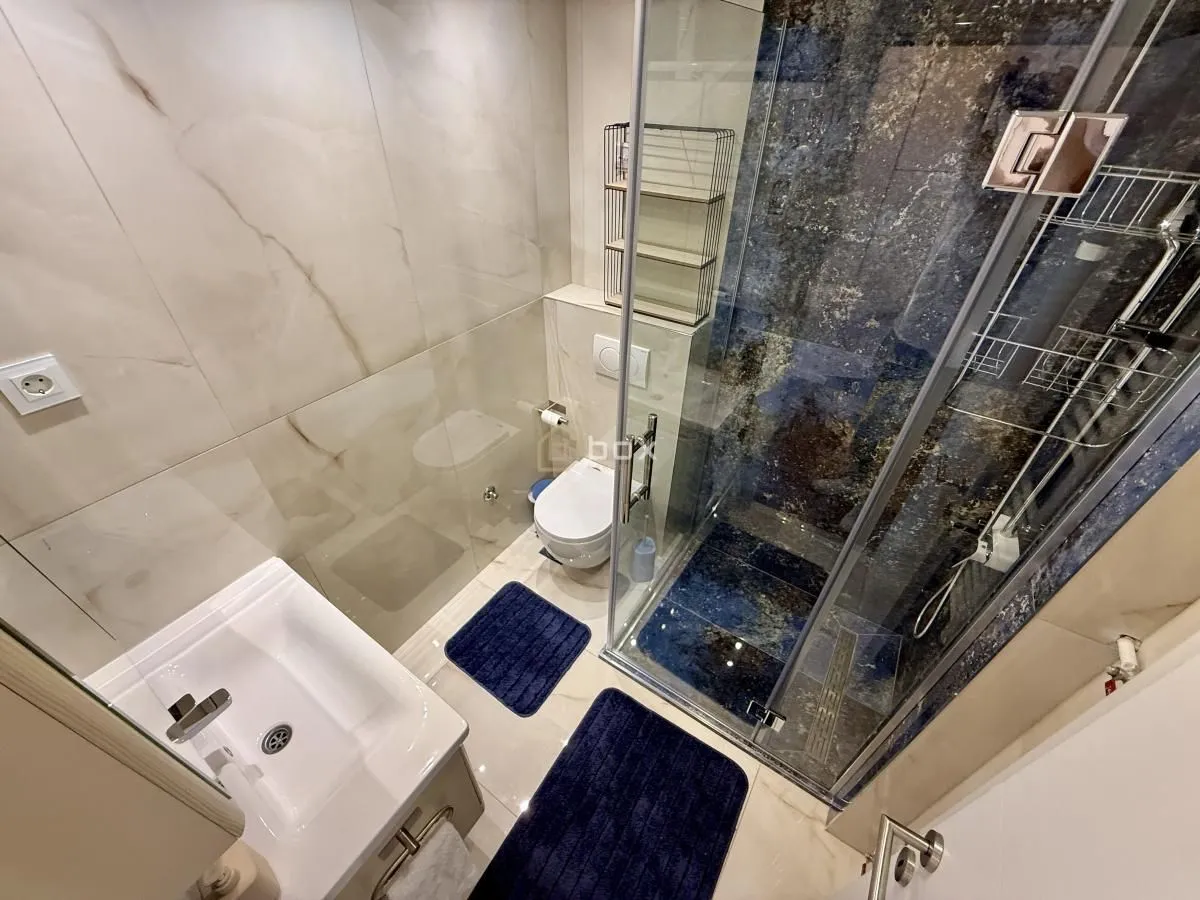 Prodaja, trosoban stan, 79m², Medijana, Niš