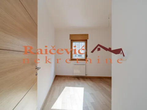 Prodaja, trosoban stan, 70m², Trošarina, Voždovac Sve Podlokacije - image 14