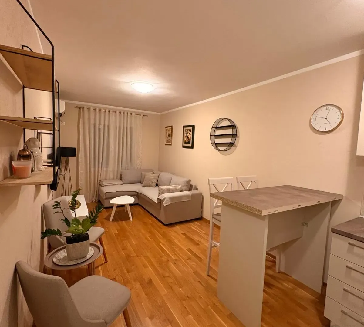 Izdavanje, jednosoban stan, 33m², Zabjelo, Podgorica