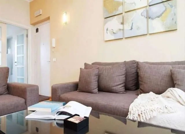 Rent, three bedroom apartment, 56m², Stari Grad, Beograd