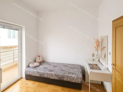 Prodaja, dvosoban stan, 68m², Đenovići, Herceg Novi - image 2