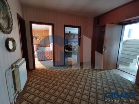 Prodaja, kuća, 262m², Batajnica, Beograd - image 7