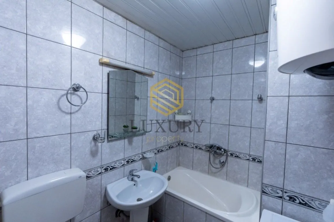 Rent, studio apartment, 30m², Stari Aerodrom, Podgorica