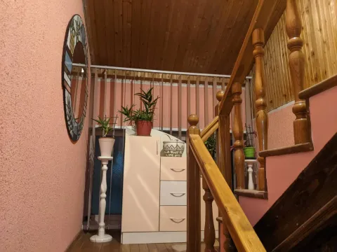 Prodaja, kuća, 274m², Tavrića obori, Jagodina - image 16