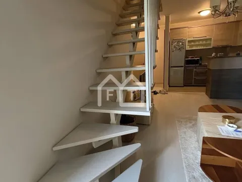 Rent, four bedroom apartment, 83m², Vojvode Vlahovica, Beograd - image 3