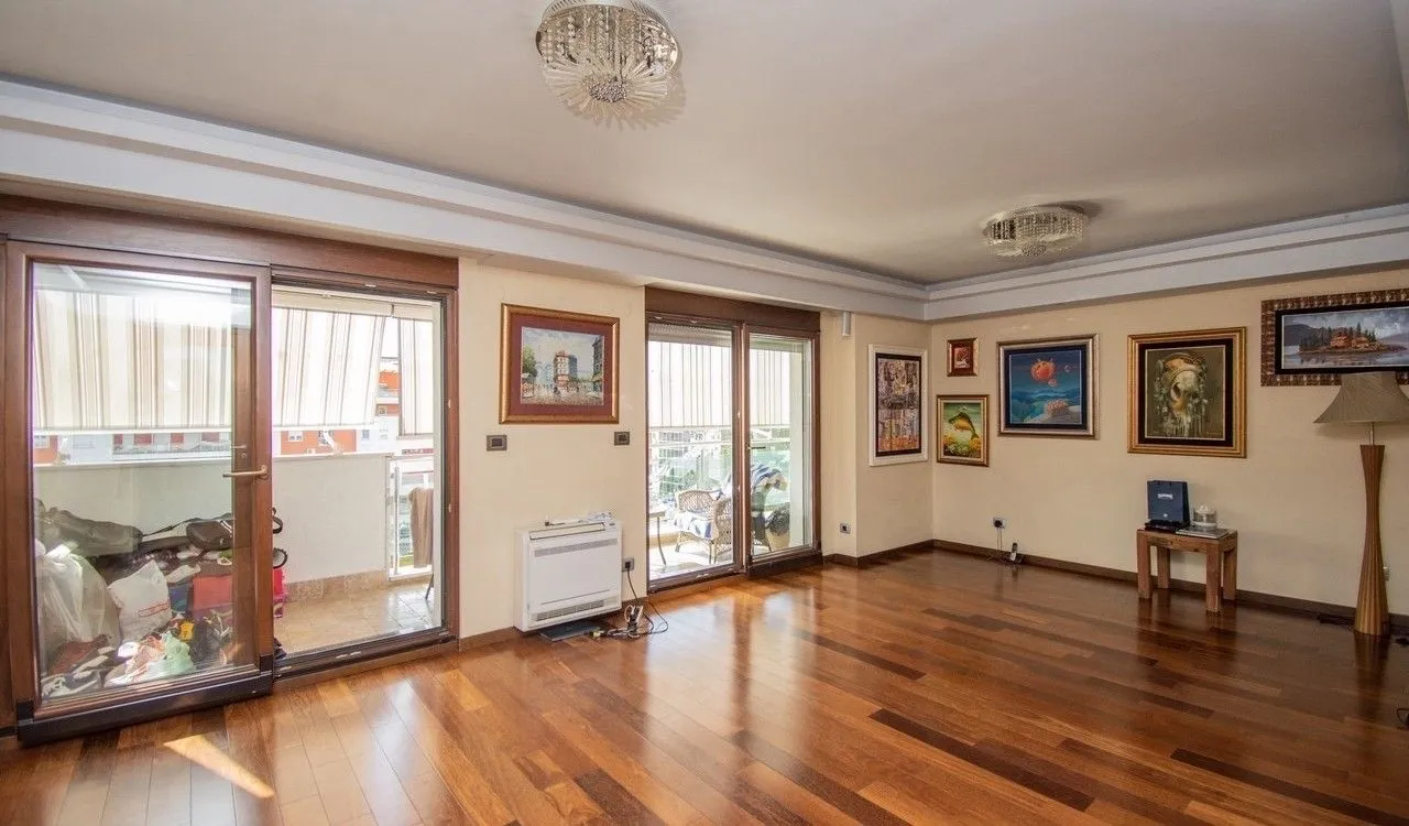 Rent, two bedroom apartment, 140m², Preko Morače, Podgorica
