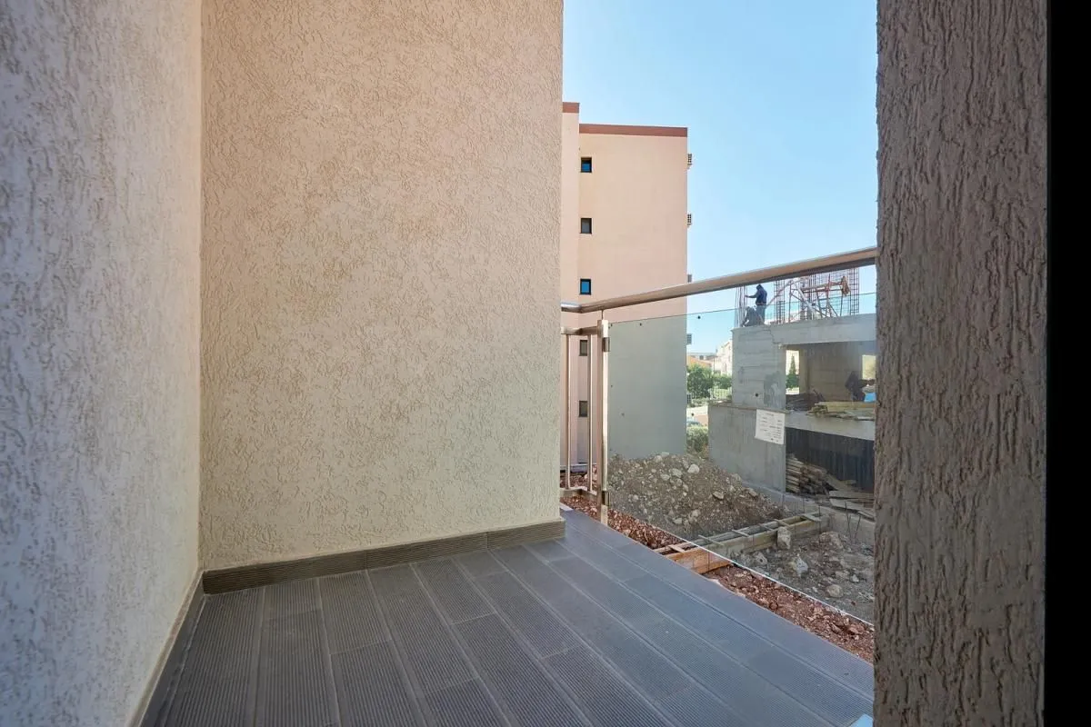 Sale, two bedroom apartment, 63m², Bečići, Budva