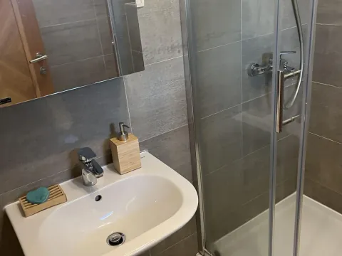 Prodaja, trosoban stan, 99m², Kalimanj, Tivat - image 24