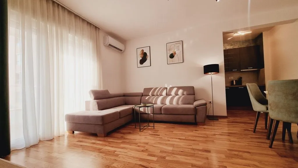 Sale, two bedroom apartment, 48m², Bečići, Budva