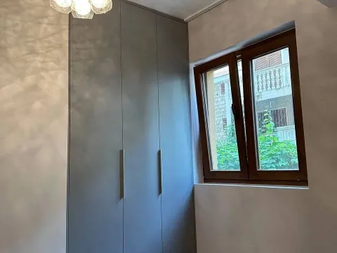 Sale, three bedroom apartment, 85m², Budva, Crna Gora - image 12