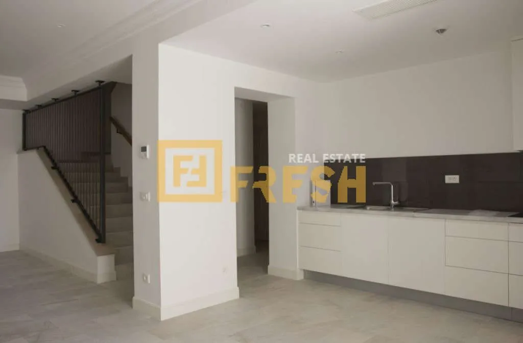 Prodaja, kuća, 253m², Tivat, Crna Gora