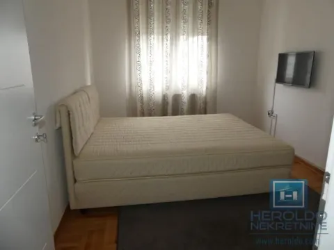 Sale, four bedroom apartment, 105m², Vašarište, Jagodina - image 5