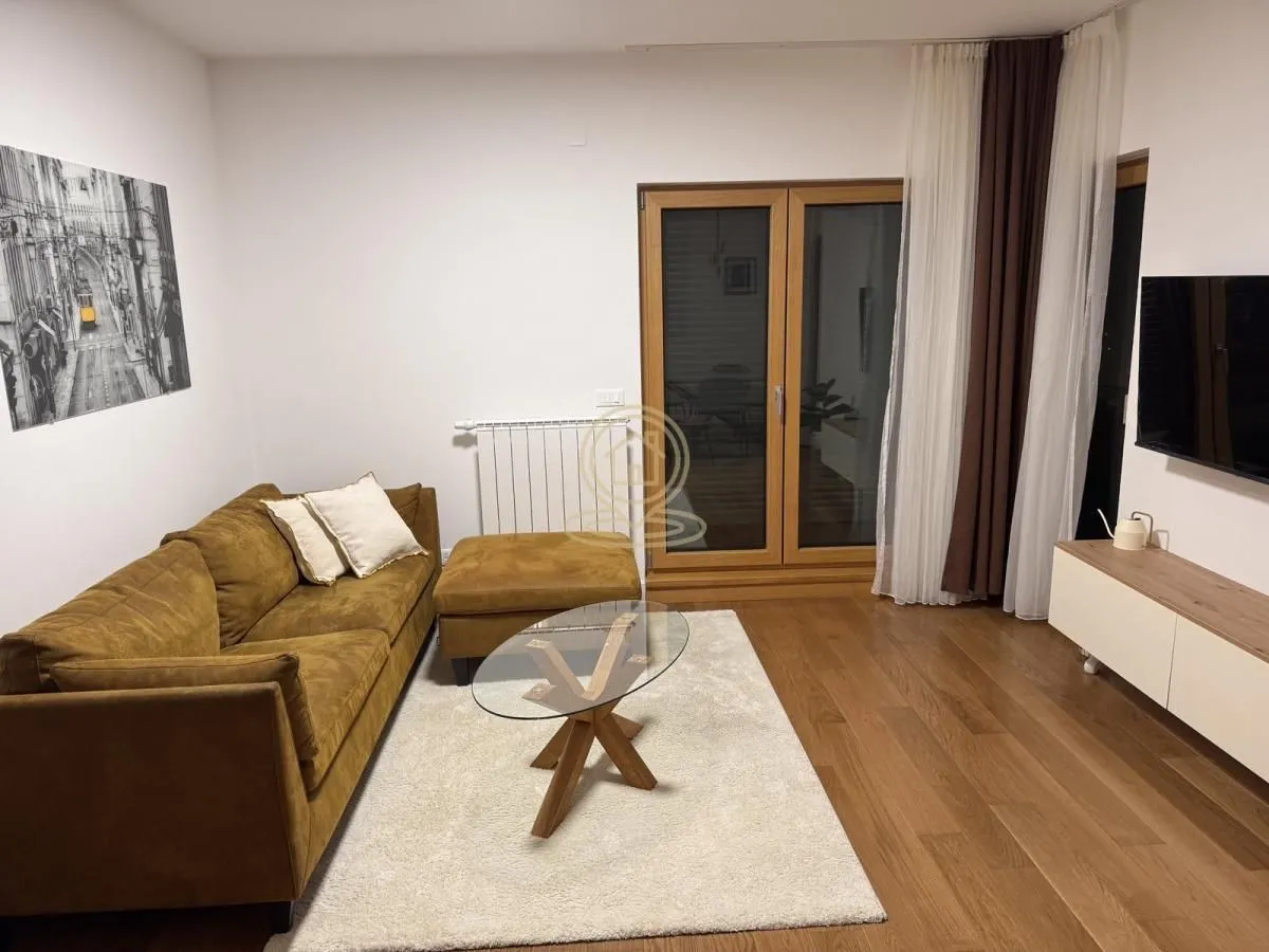 Rent, three bedroom apartment, 70m², Karaburma, Palilula Sve Podlokacije