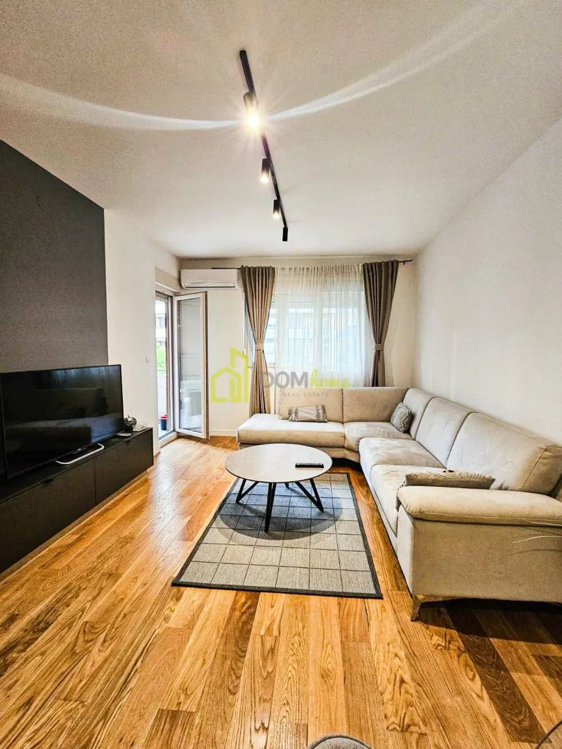 Rent, one bedroom apartment, 49m², Central Point, Podgorica
