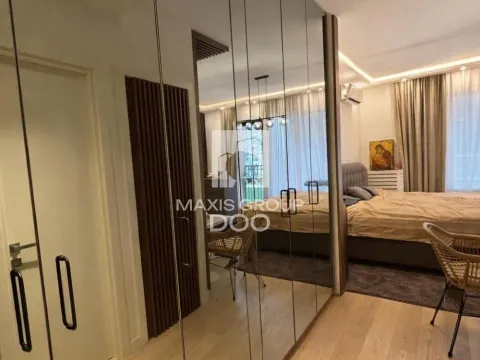 Sale, one bedroom apartment, 35m², Savski Venac, Beograd - image 2