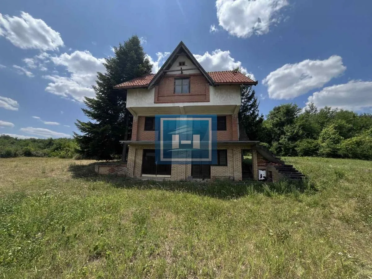 Prodaja, kuća, 150m², Vinorača, Jagodina