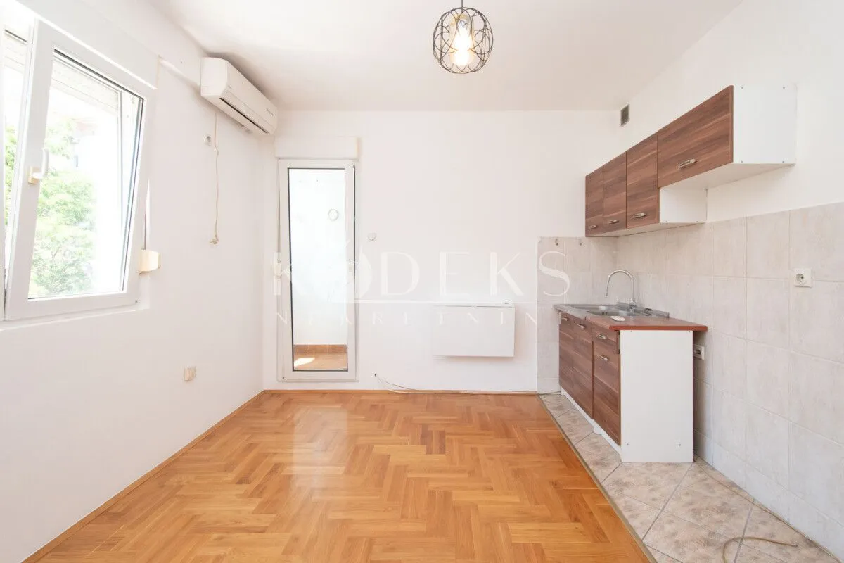 Rent, studio apartment, 22m², Zabjelo, Podgorica