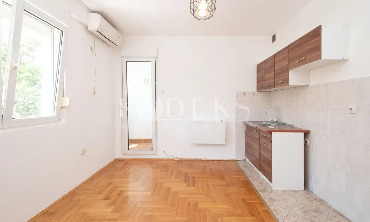 Rent, studio apartment, 22m², Zabjelo, Podgorica