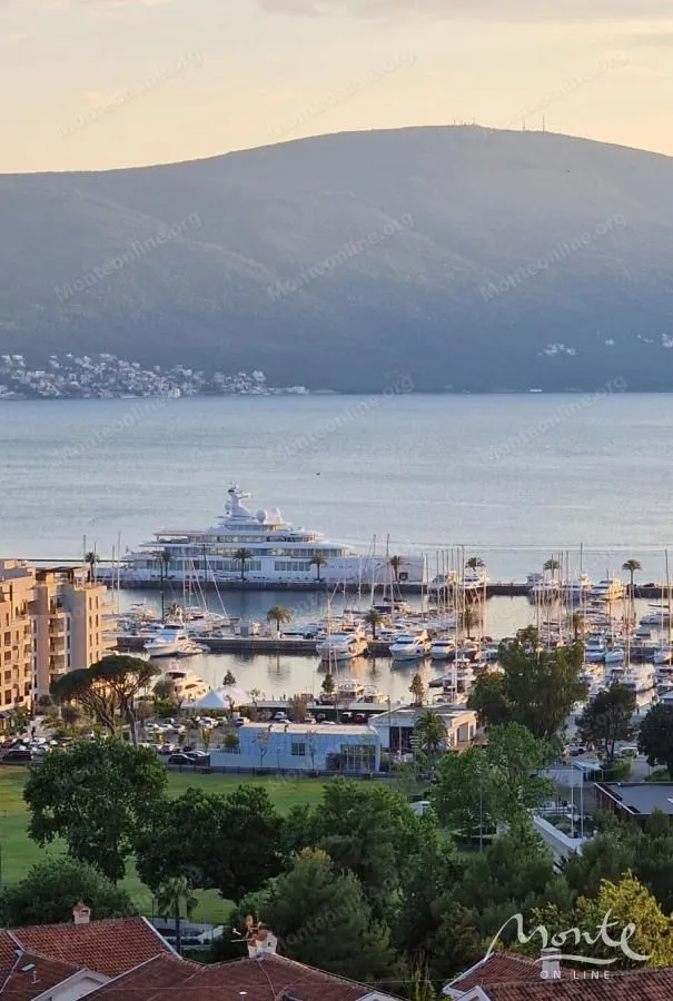 Prodaja, kuća, 312m², Tivat, Crna Gora