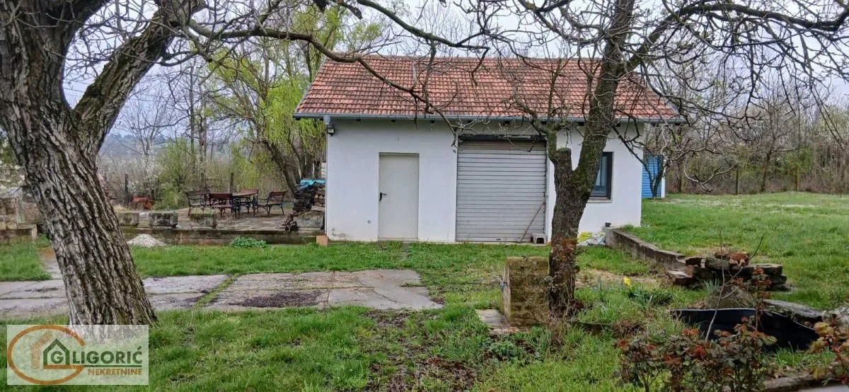 Sale, house, 192m², Amerić, Mladenovac