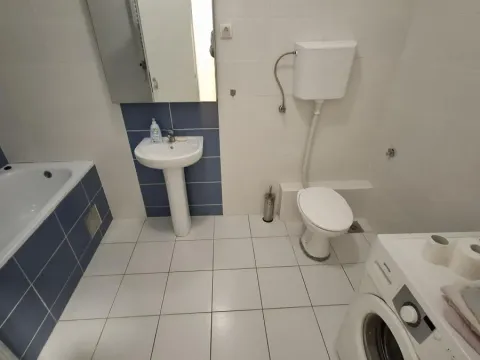 Prodaja, dvosoban stan, 68m², Centar, Novi Sad - image 12